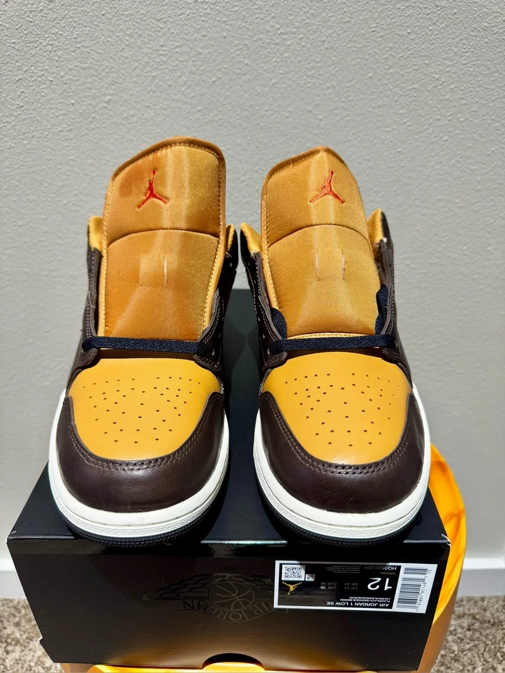 Jordan 1 Low SE Size 12
